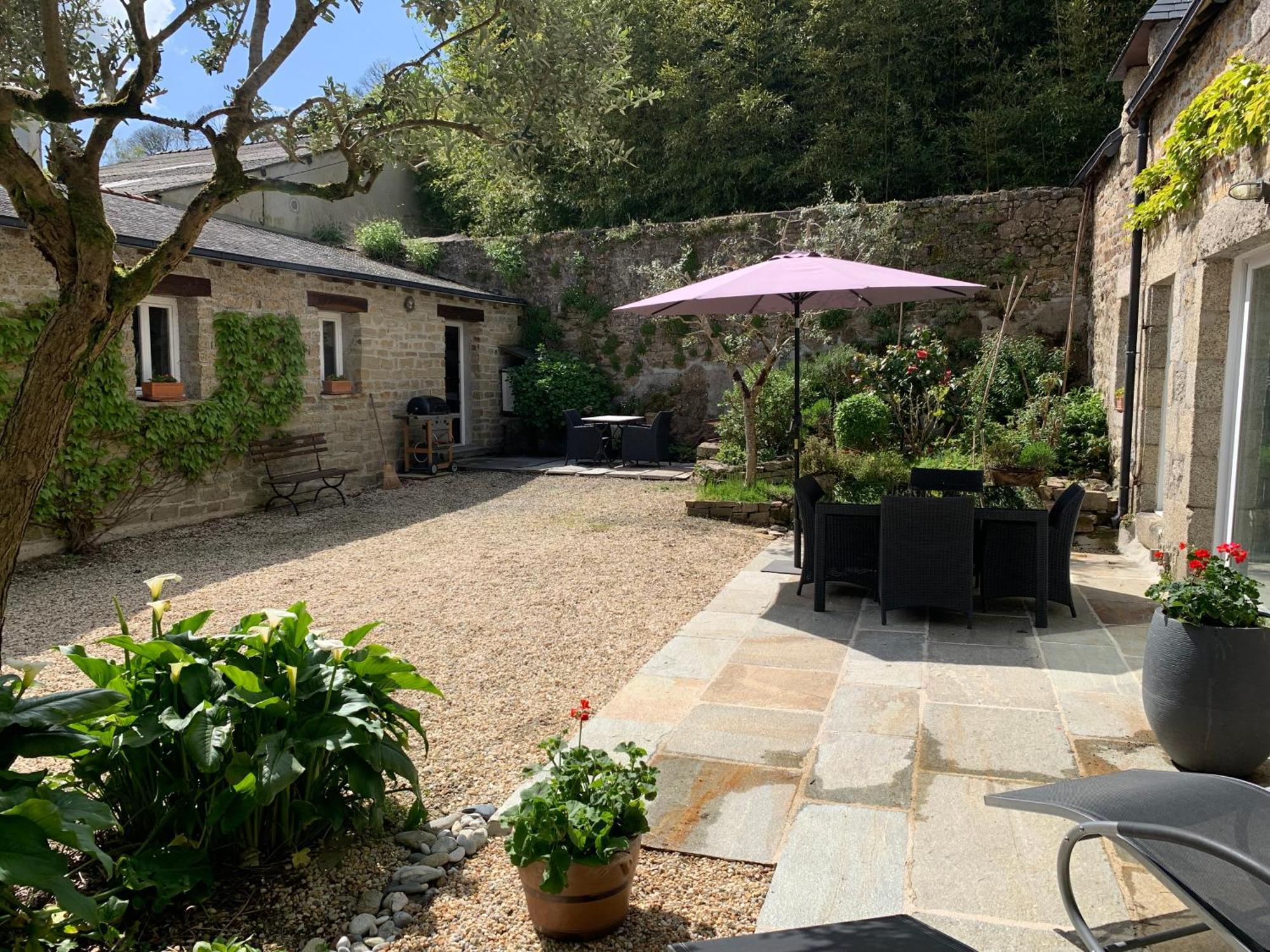 Villa La Petite Cour Pont-Aven Exterior foto